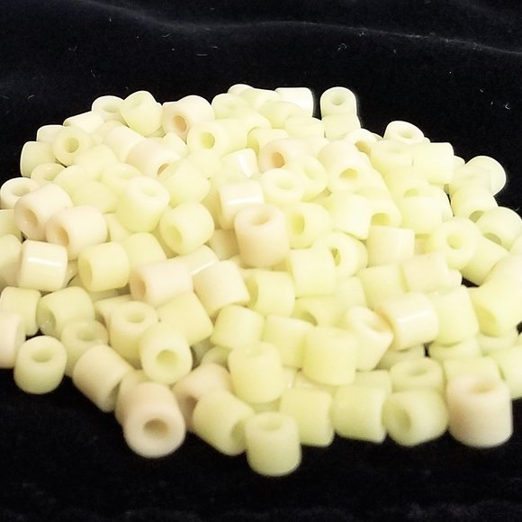 144+ 6mm PONY BEADS Czech Glass PALE YELLOW bundle lot set - Picture 5 of 9